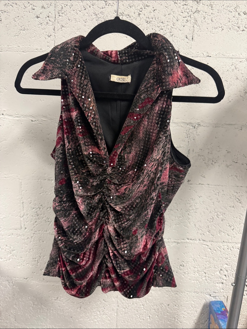 Adore Velvet Ruched Sequin Sleeveless Top - Black & Pink CACHE Size Small Collar